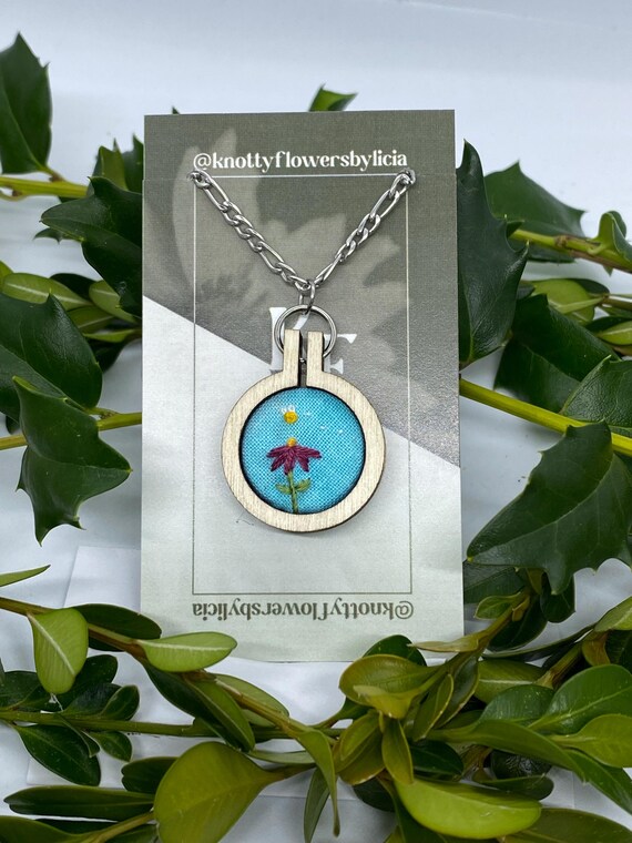 Embroidered Flower and mini Bumblebee Pendant Necklace