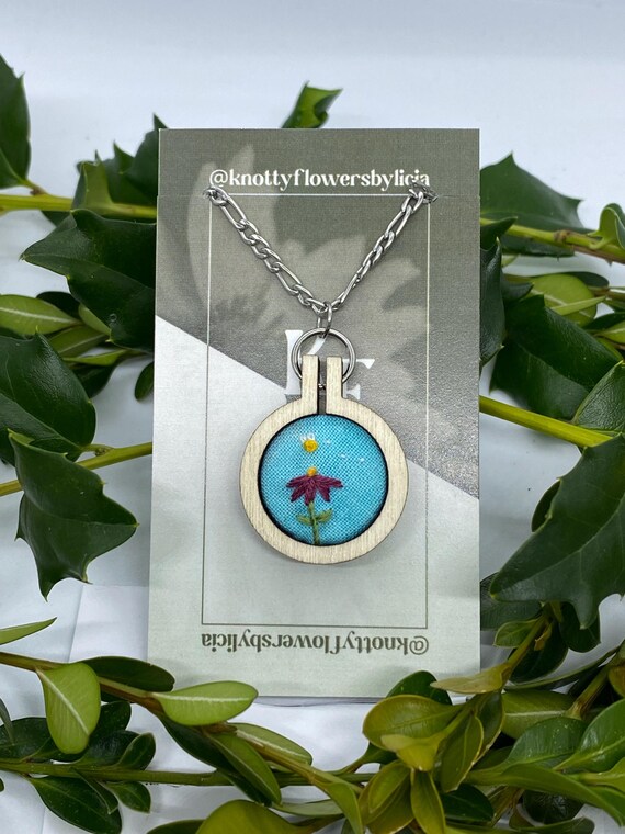 Embroidered Flower and mini Bumblebee Pendant Necklace
